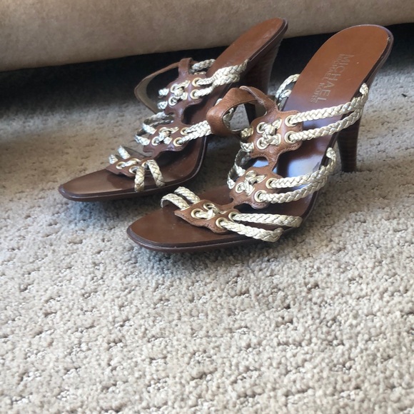 Heels - Picture 2 of 2